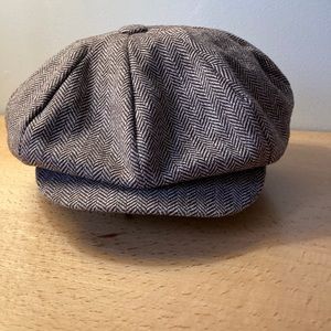 Herringbone Wool Blend Newsboy Cap in Brown Tweed